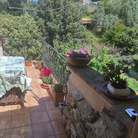 דירות קמפיליה מריטימה Casa Dei Nonni 57021 מראה חיצוני תמונה